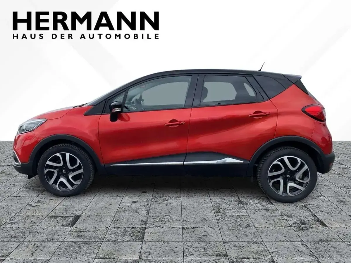 Używany Renault Captur XMOD 110 KM (80 kW) 2016 Czerwony SUV