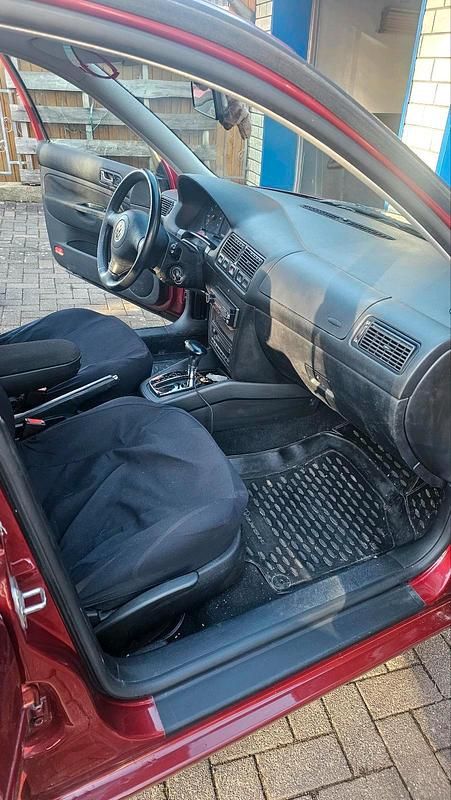 Gebraucht VW Golf IV 150 PS (110 kW) 1998 Rot Kleinwagen