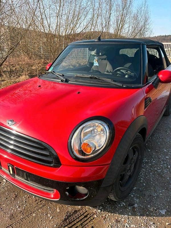 Usata Mini Cooper Cabriolet 120 CV (88 kW) 2010 Rosso Cabrio