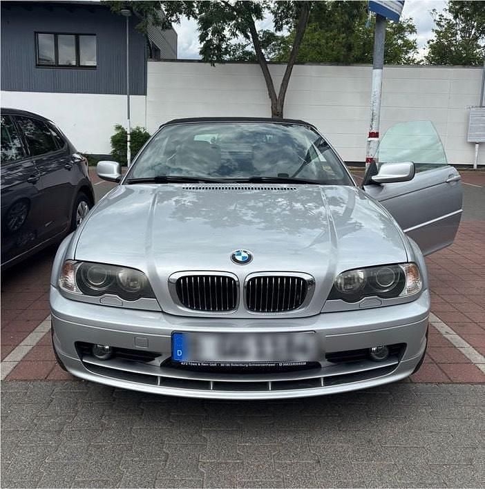 Silber Gebraucht 2003 BMW 320 Cabriolet Cabrio | 5.990 € (Superpreis) - Bild 1/4