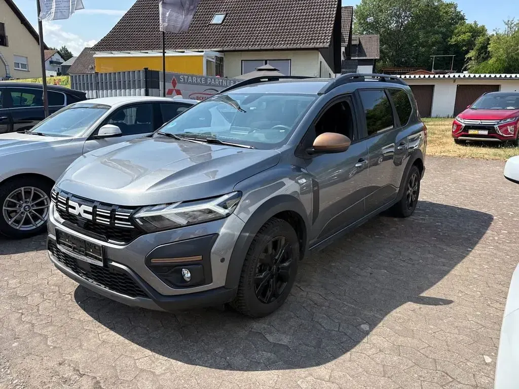 Gebraucht Dacia Jogger Extreme 110 PS (80 kW) 2023 Grau Van / Kleinbus