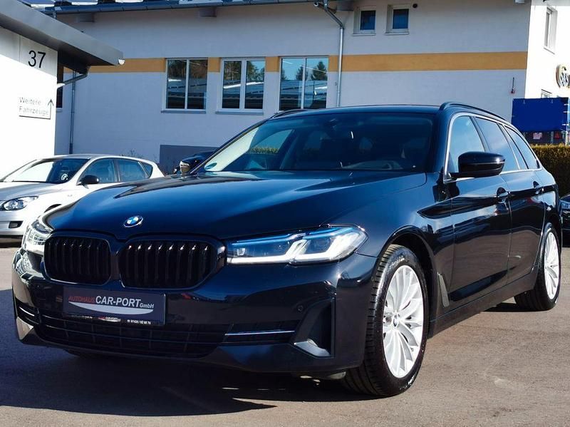 Gebraucht BMW 520 Performance 190 PS (139 kW) 2021 Schwarz Limousine