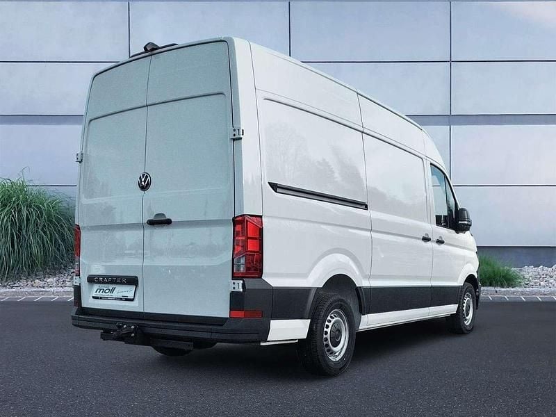 Gebraucht VW Crafter 140 PS (102 kW) 2025 Candyweiß Van