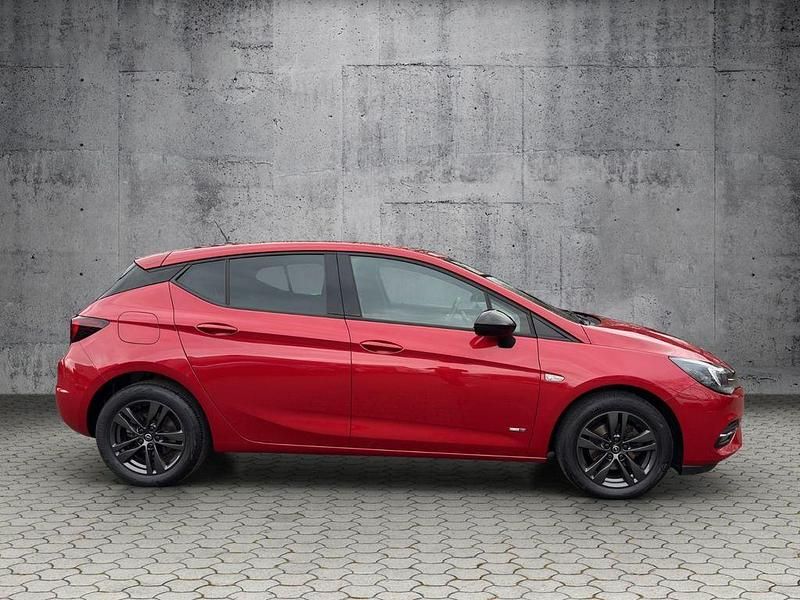 Gebraucht Opel Astra Design & Tech 110 PS (80 kW) 2021 Rot Limousine