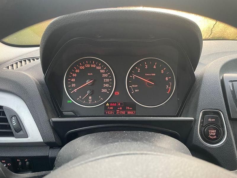 Gebraucht BMW 116 136 PS (100 kW) 2011 Schwarz Kleinwagen