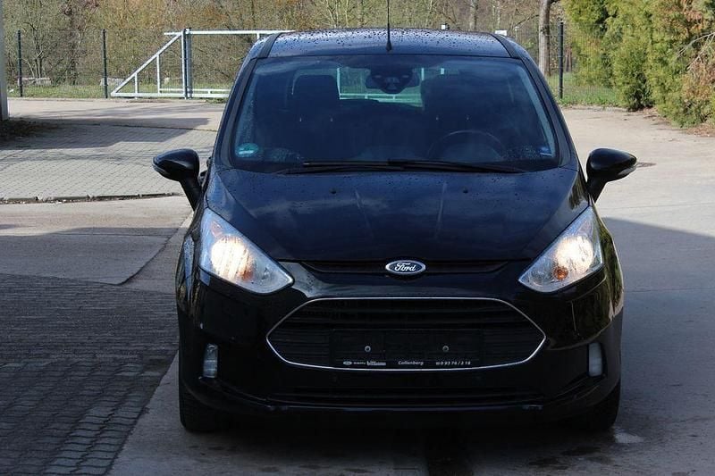 Gebraucht Ford B-MAX SYNC Edition 101 PS (74 kW) 2016 Schwarz Van / Kleinbus