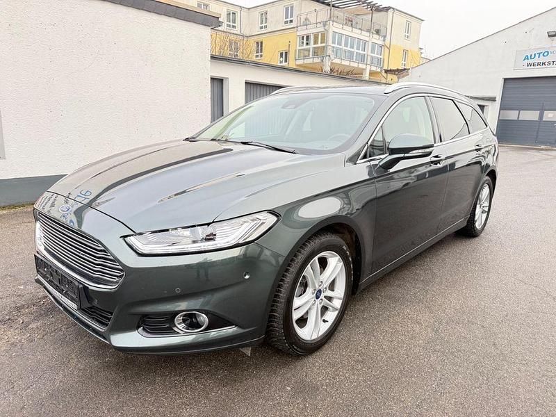 Schwarz Gebraucht 2019 Ford Mondeo Titanium Limousine | 15.900 € (Etwas zu teuer) - Bild 1/4
