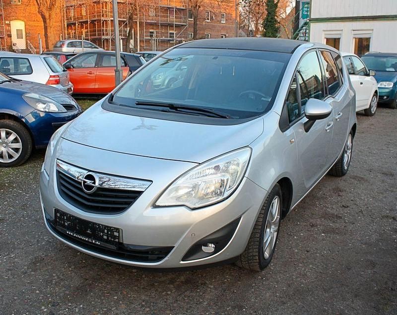 Gebraucht Opel Meriva Edition 101 PS (74 kW) 2010 Silber Van / Kleinbus