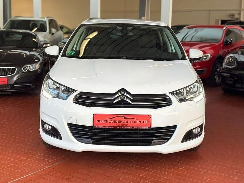 Weiß Gebraucht 2018 Citroën C4 SELECTION Limousine | 9.399 € (Fairer Preis) - Bild 1/4