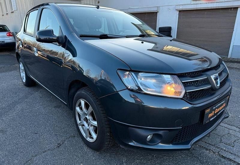 Gebraucht Dacia Sandero 90 PS (66 kW) 2015 Grau SUV