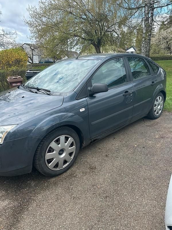Second-hand Ford Focus 116 CP (85 kW) 2005 Berlinǎ