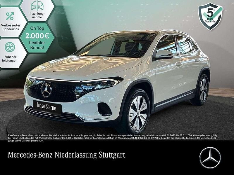 Weiß Gebraucht 2024 Mercedes EQA300 Advanced SUV | 35.490 € (Fairer Preis) - Bild 1/3