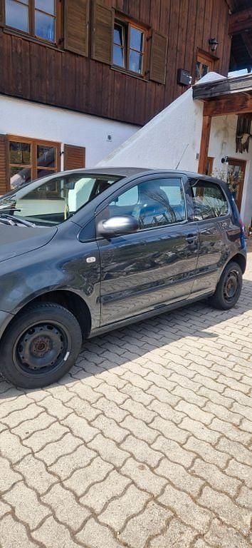Gebraucht VW Fox 54 PS (39 kW) 2009 Schwarz Kleinwagen