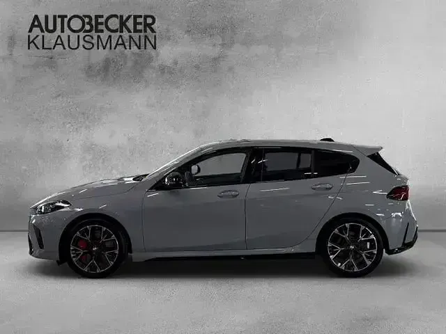 Gebraucht BMW 120 M Sport 170 PS (125 kW) 2025 Brooklyn grau metallic Kleinwagen
