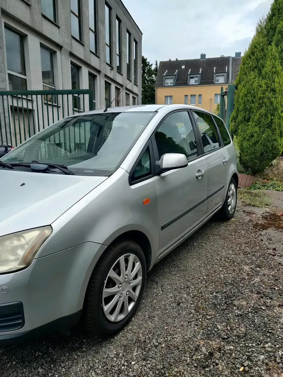 Gebraucht Ford Focus 125 PS (91 kW) 2004 Grau Kleinwagen