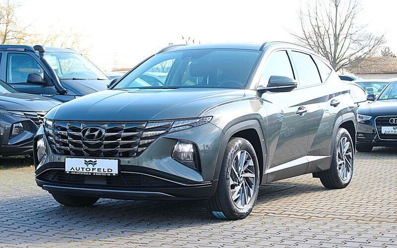 Grau (metallic) Gebraucht 2021 Hyundai Tucson SUV | 18.450 € (Etwas zu teuer) - Bild 1/4
