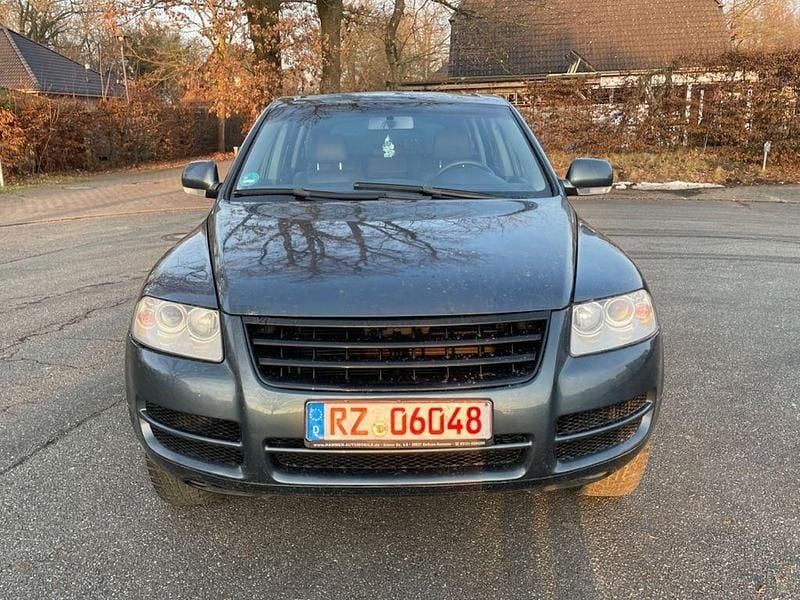 Gebraucht VW Touareg R 174 PS (127 kW) 2006 Grau SUV