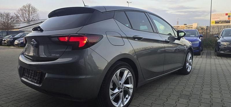 Gebraucht Opel Astra 125 PS (91 kW) 2018 Grau Limousine