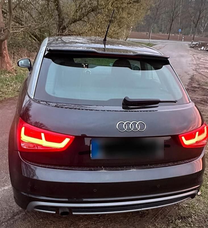 Gebraucht Audi Coupé 2011 Schwarz Coupé