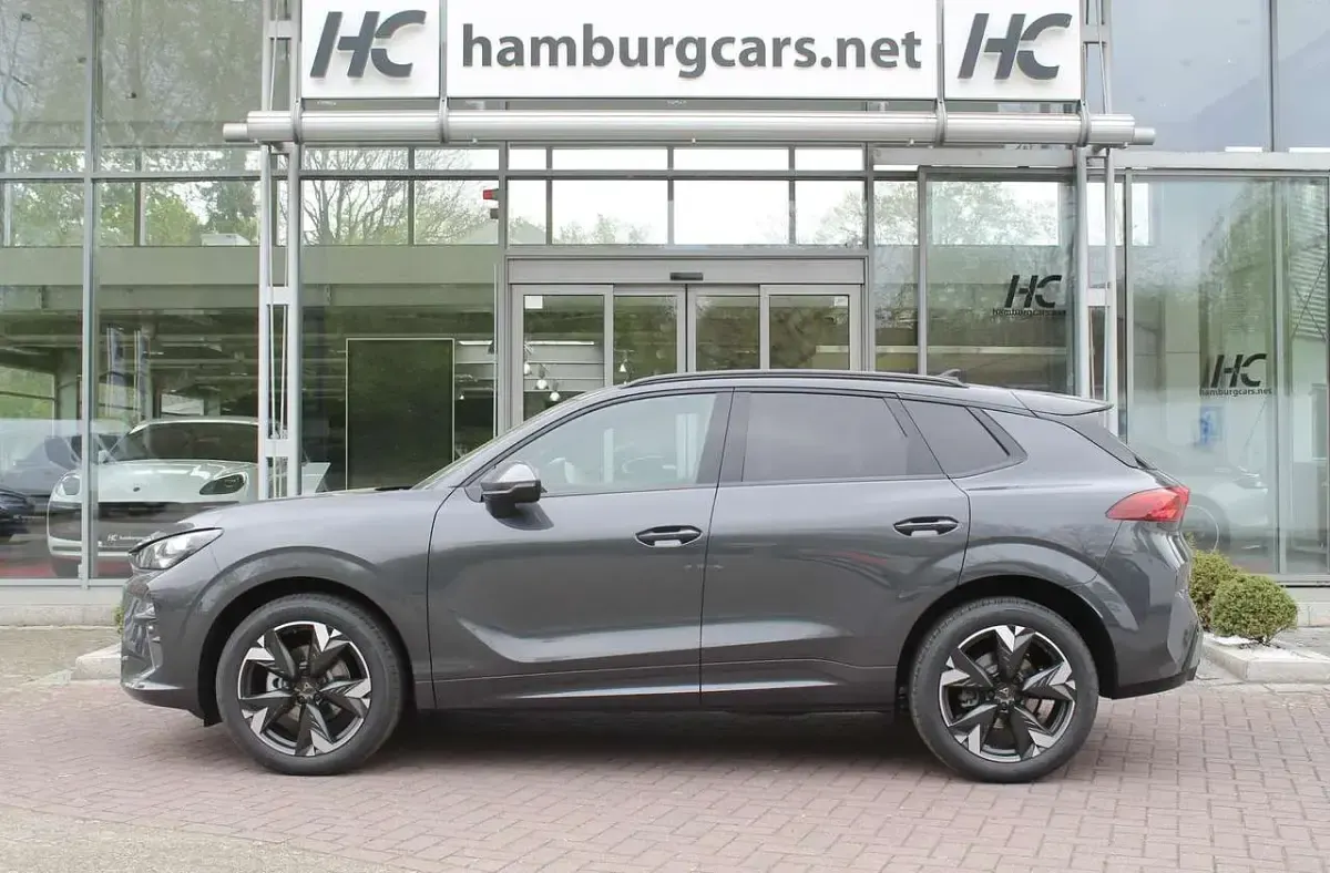 Neu Cupra Terramar Basis 150 PS (110 kW) 2026 Timanfaya grau metallic SUV