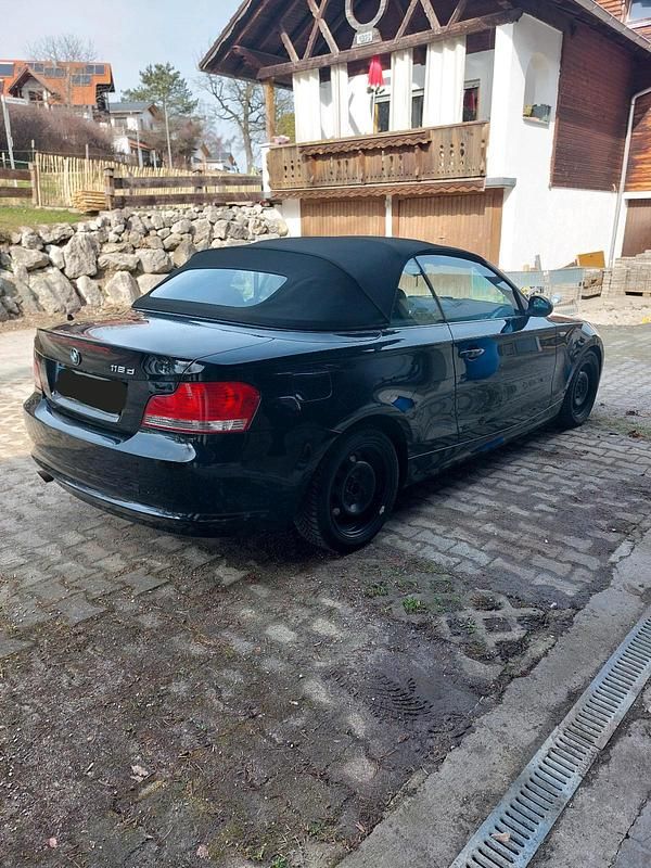 Gebraucht BMW 118 Cabriolet 143 PS (105 kW) 2009 Schwarz Cabrio