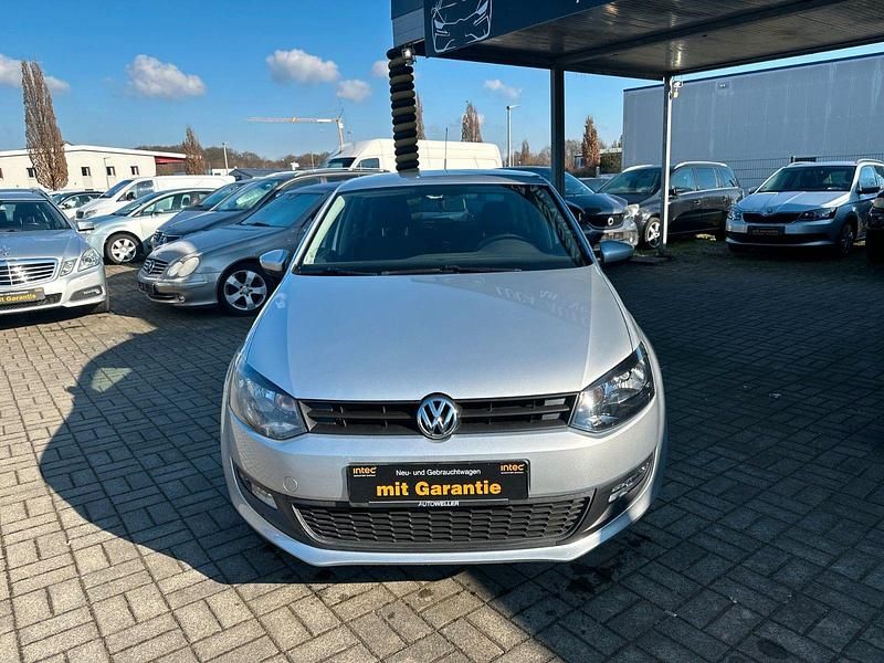 Gebraucht VW Polo Edition 90 PS (66 kW) 2014 Silber Kleinwagen