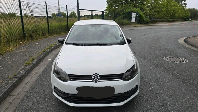 Weiß Gebraucht 2014 VW Polo Kleinwagen | 3.900 € (Superpreis) - Bild 1/4