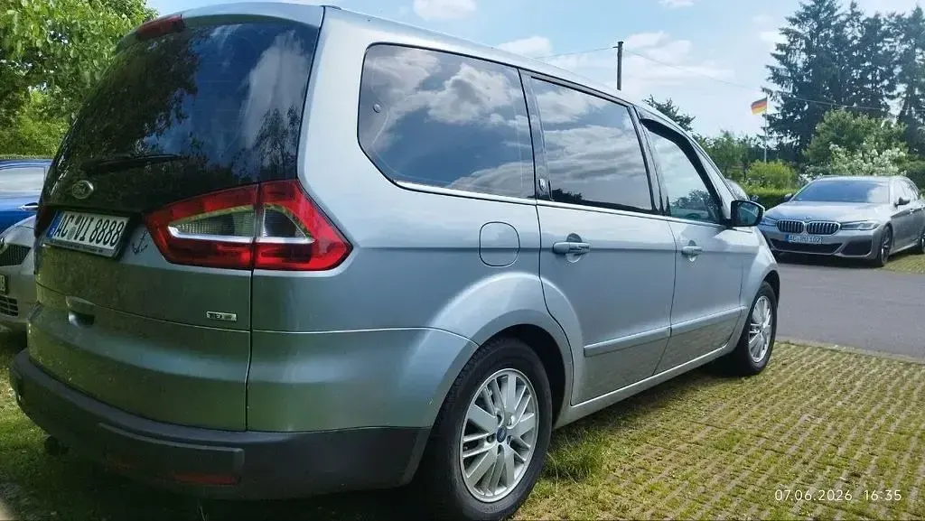 Gebraucht Ford Galaxy Ghia 140 PS (102 kW) 2007 Grau Van / Kleinbus