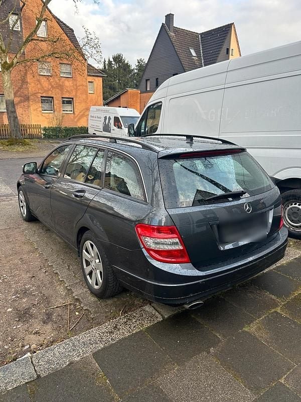 Gebraucht Mercedes C220 170 PS (125 kW) 2008 Grau Kombi