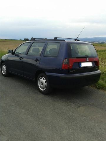 Gebraucht Seat Cordoba 60 PS (44 kW) 2002 Blau metallic Kombi