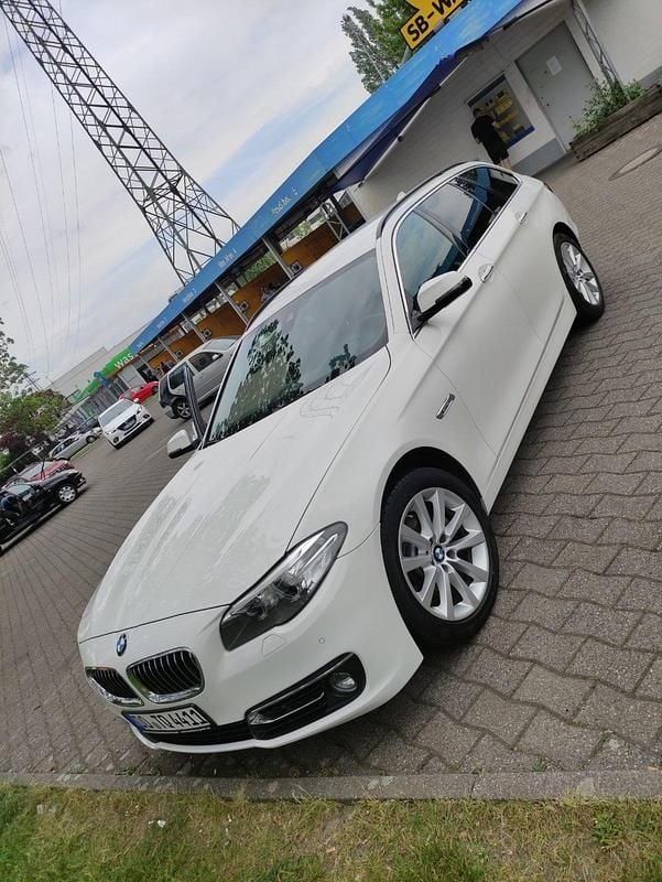 Gebraucht BMW 520 258 PS (189 kW) 2014 Weiß Kombi