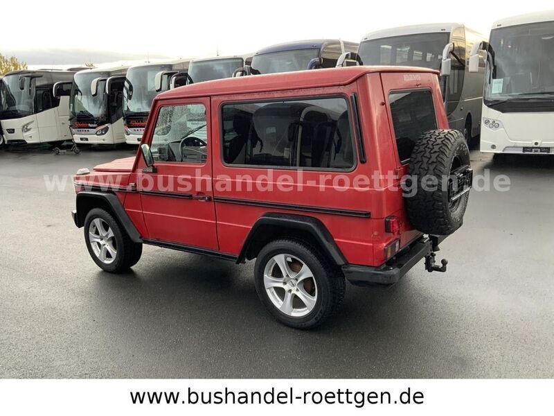 Gebraucht Mercedes G300 156 PS (114 kW) 1983 Rot SUV