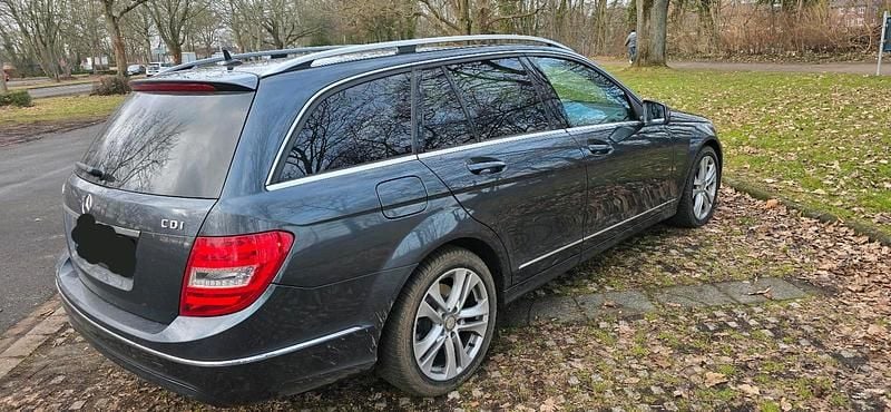 Gebraucht Mercedes C220 Avantgarde 170 PS (125 kW) 2013 Grau Kombi
