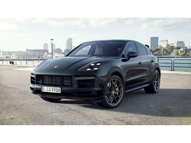Gebraucht Porsche Cayenne 641 PS (471 kW) 2022 Tiefschwarzmetallic (metallic) SUV