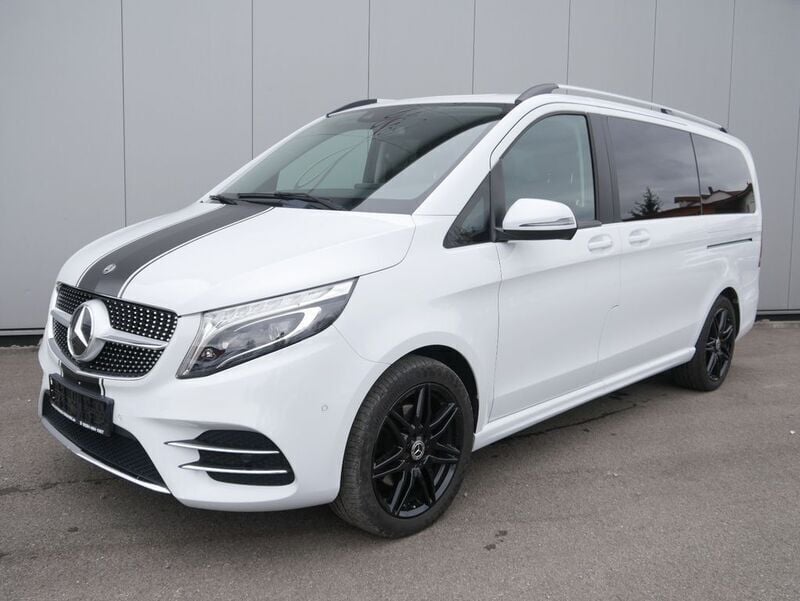 Bergkristallweiß metallic Gebraucht 2019 Mercedes V300 AMG line Van / Kleinbus | 45.780 € (Superpreis) - Bild 1/4