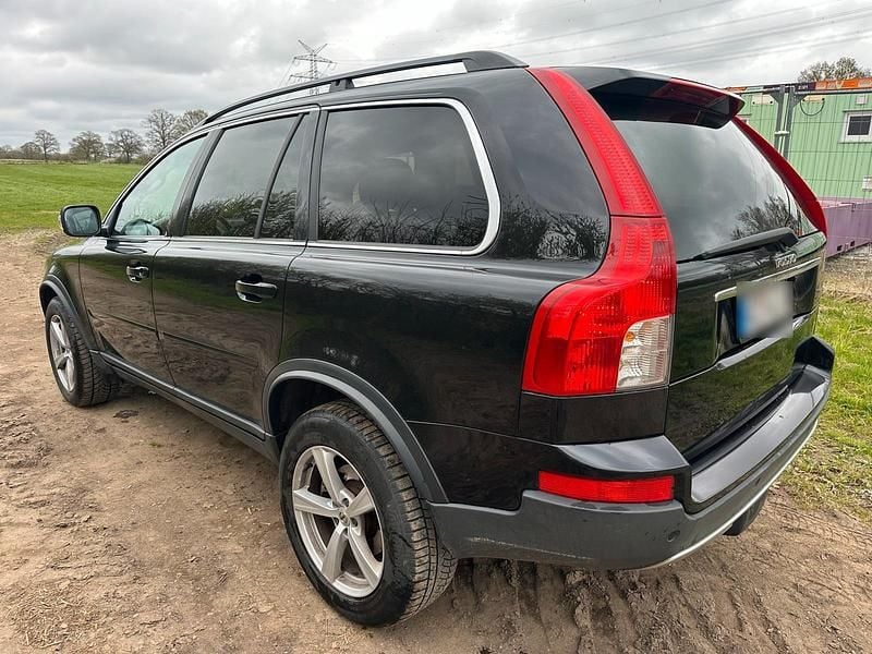 Second-hand Volvo XC90 185 CP (136 kW) 2008 Negru SUV