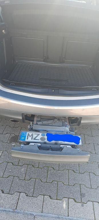 Gebraucht Opel Meriva Innovation 140 PS (102 kW) 2013 Braun Van / Kleinbus