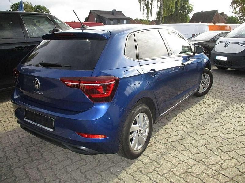 Gebraucht VW Polo Style 95 PS (69 kW) 2025 Blau Limousine