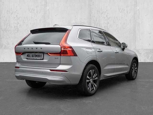 Gebraucht Volvo XC60 145 PS (106 kW) 2022 SUV