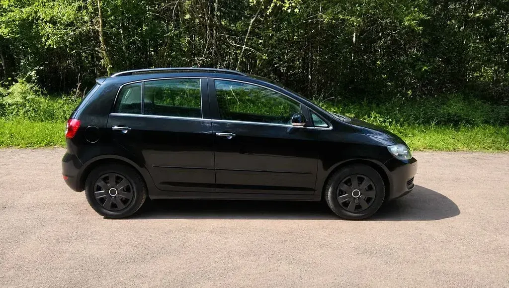 Gebraucht VW Golf Plus 122 PS (89 kW) 2009 Schwarz Van / Kleinbus
