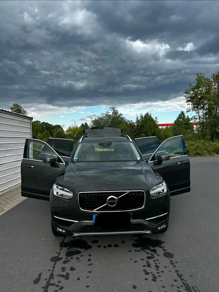 Gebraucht Volvo XC90 235 PS (172 kW) 2018 Braun SUV