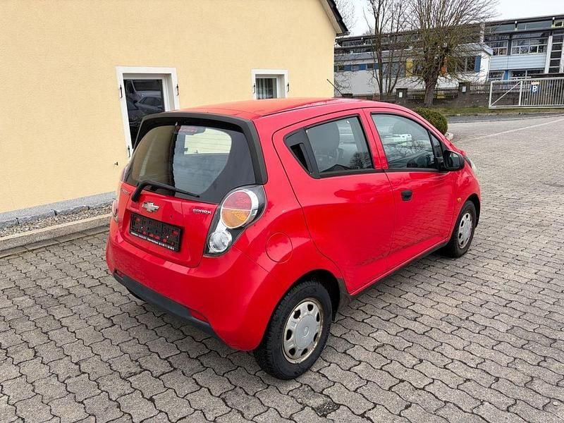 Gebraucht Chevrolet Spark 68 PS (50 kW) 2010 Rot Kleinwagen