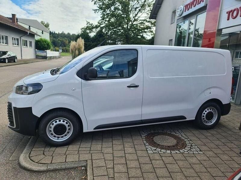 Gebraucht Toyota Proace 120 PS (88 kW) 2024 Weiß Van / Kleinbus