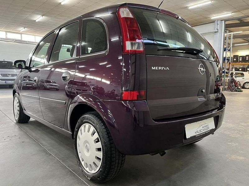 Gebraucht Opel Meriva Basis 101 PS (74 kW) 2005 Purple spell Van / Kleinbus