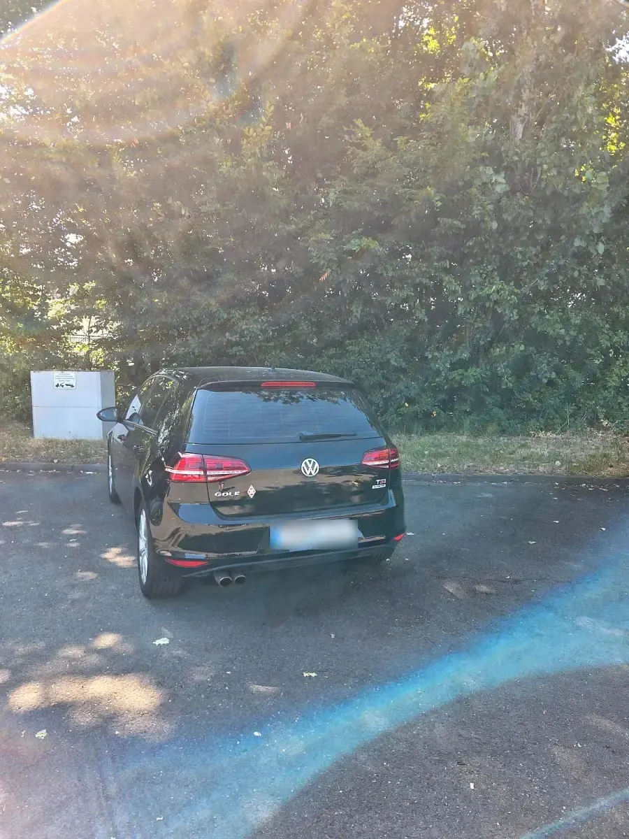 Gebraucht VW Golf VII Highline 150 PS (110 kW) 2016 Schwarz Limousine