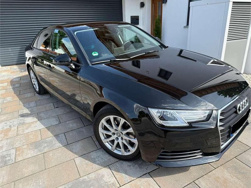 Schwarz Gebraucht 2019 Audi A4 Limousine | 23.500 € (Fairer Preis) - Bild 1/4