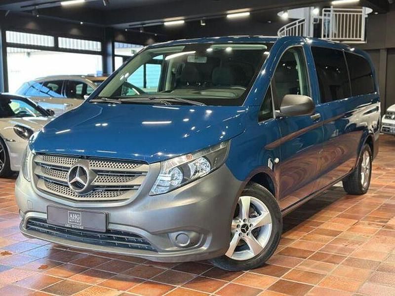Gebraucht Mercedes Vito 163 PS (119 kW) 2016 Blau Van