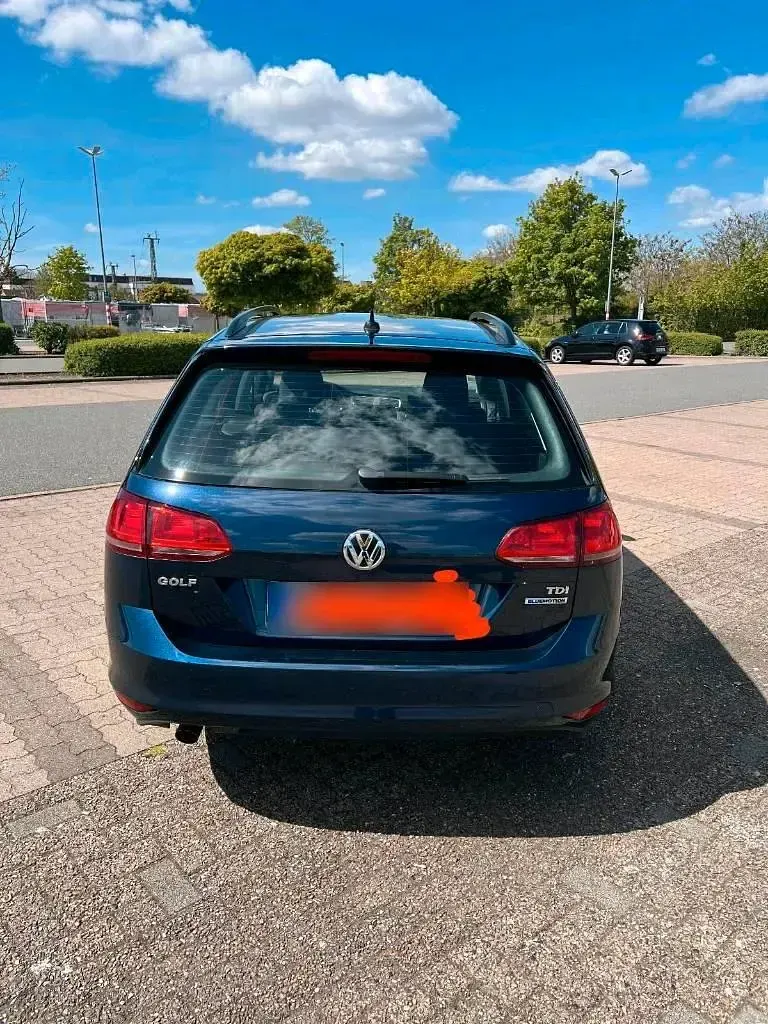 Gebraucht VW Golf VII 110 PS (80 kW) 2016 Blau Kombi