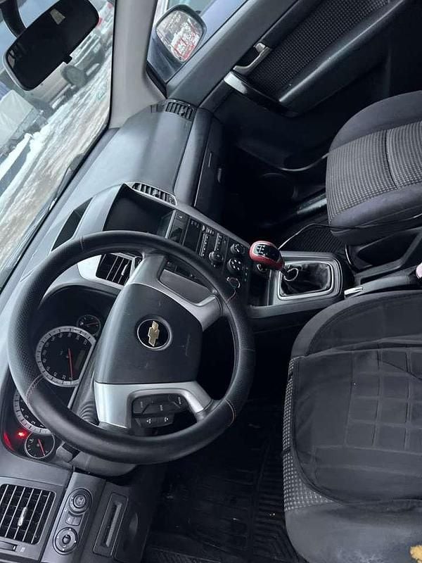 Gebraucht Chevrolet Captiva LS 136 PS (100 kW) 2010 Grau SUV