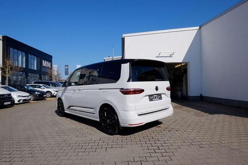Neu VW Multivan Edition 150 PS (110 kW) 2025 Candy weiß / dach deepblack Van